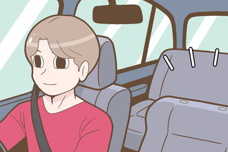 【クイズ】意外と違反？ 交通ルールうっかりクイズ 第5回 【クイズ】「後ろが見えやすいから」助手席のヘッドレストを外したまま公道を走る、これって違反になりますか?