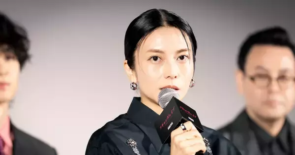 記者が柴咲コウに抱いた印象　共演者は「どんな昭和の銀幕スター」「鋭い方」と撮影前に思っていたが…