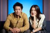 「小栗旬、俳優業への思い「いつまで続けられるのかなと」 ハン・ヒョジュも共感　久々ラブストーリーに照れも」の画像1