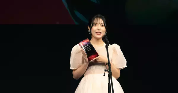 「ライバーへの偏見をもっとなくしていきたい」　元乃木坂46斉藤優里、ルミナスアイコン賞受賞コメント
