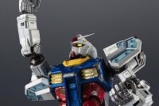 大阪・関西万博で公開されたガンダム「超合金 RX-78F00/E ガンダム」新たなパッケージで再登場