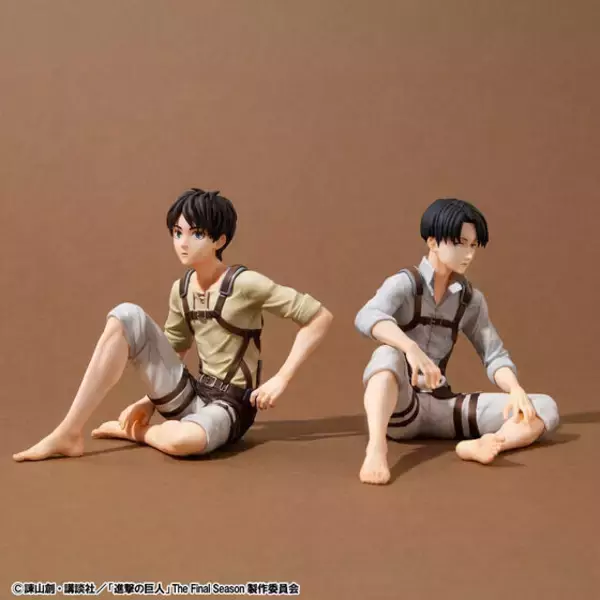 『進撃の巨人』てのひらサイズの「エレン」と「リヴァイ」がセットになって登場