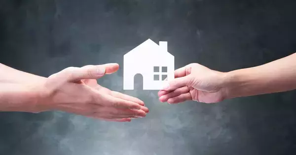 相続した実家は“売るべきか、貸すべきか”──迷ったときに必ず押さえたい3つの判断基準