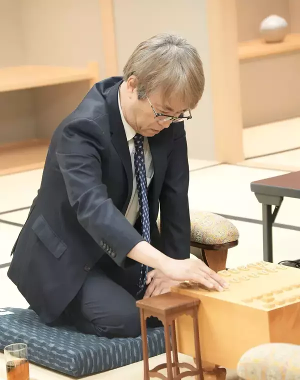 ダイレクト向かい飛車破りの決定版！？　羽生九段が北浜八段撃破で上位陣争いに望み　第85期Ｂ級２組順位戦５回戦