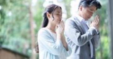 初詣で“お願い”する人ほど、お金に困りやすい? 資産10億円超投資家が実践、お金持ちがこっそりやる年始の習慣