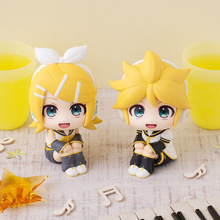「鏡音リン」と「鏡音レン」がるかっぷシリーズにセットで登場。