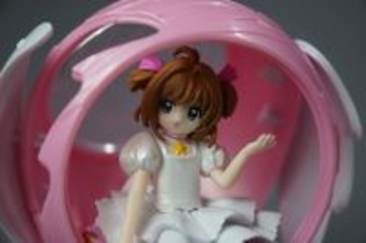 『カードキャプターさくら』1回1,500円"高額ガシャポン"のクオリティはいかに? 実物の満足度をレビュー