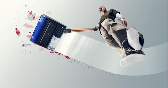 ダイソン、きれいな水で床を拭ける水拭きクリーナー - 26年春頃発売