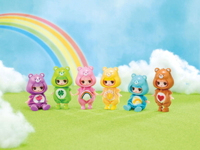 「ぷちリカちゃん」新作はケアベアとのコラボ! シリーズ初、樹脂素材のかぶりものを採用