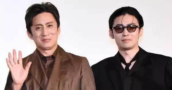 完成作に涙の父と、徹底的に真似した息子――松本幸四郎＆市川染五郎、『鬼平犯科帳』舞台挨拶で見せた父子の縁