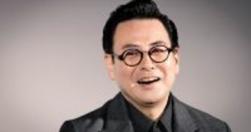 寿司屋で隣に座ったダンディ紳士が“あの大物俳優の父親”だった　鈴木浩介「このお父さんありきのあなたですね!」