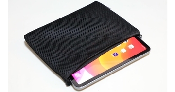 【ダイソー】画面も拭ける110円のiPad miniケースを試す - 衝撃対策には物足りなさも