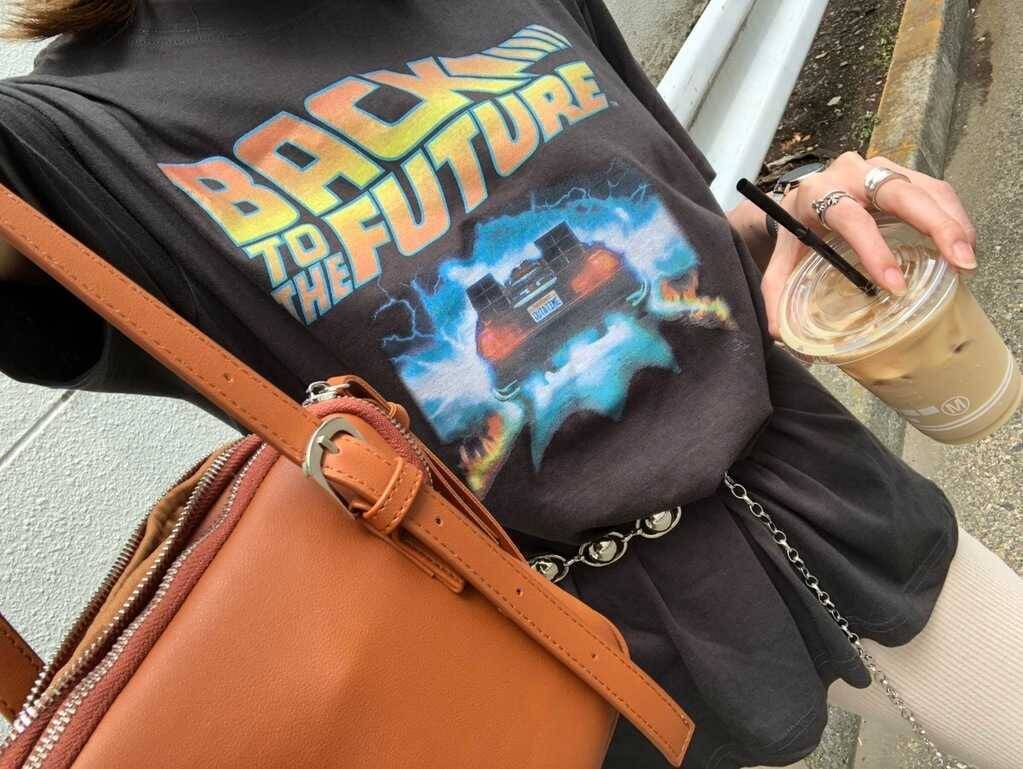 今日の主役は「Tシャツ」なの。Tシャツコーデのかわいい撮り方4選 