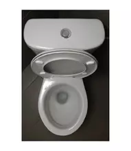 世界一長身な国の便器の高さはどれくらいか