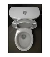 世界一長身な国の便器の高さはどれくらいか