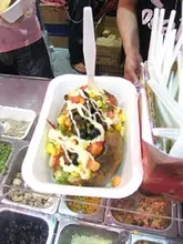 トルコのB級グルメ!? 「クンピル」を初体験