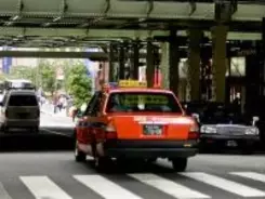 「新型インフルエンザで病院までタクシー」はアリか？