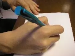 「書道を習ってたのにボールペン字が苦手」な人