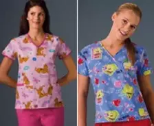 アメリカ看護師の制服事情