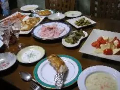 「女子会」――「女だけ」で集まる理由って？