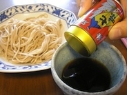 「冷たいそば」に七味って珍しいの？
