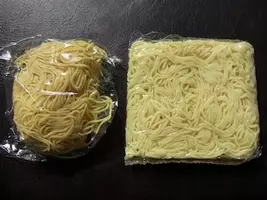 カップ焼そばの容器はなぜ無地で白いのか エキサイトニュース