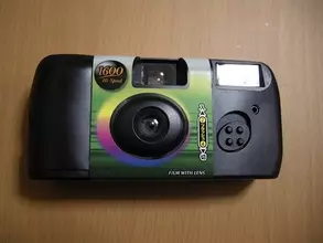 どこへ進むか使い捨てカメラ