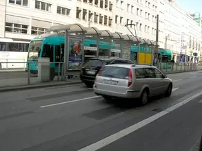 ドイツの高速道路には、真っ昼間から幽霊ドライバーが出没するらしい