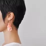 ゴミを宝石に変えるアクセサリー