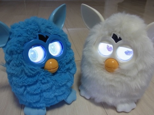 新 ファービーを 溺愛or乱暴 に育て分けてみた エキサイトニュース