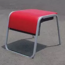 “水に浮く椅子”はライフジャケット代わりになる