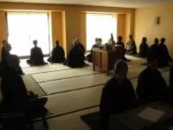 キリスト教徒だけど坐禅!?　仏「Zen」事情