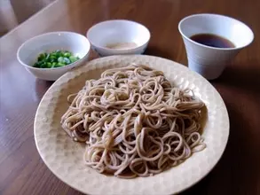 ざるそばでもつけ麺でもない新感覚麺、「そばらーめん」を食べてみた