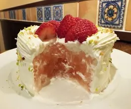 ケーキにしか見えないかき氷も！　流行中の「かき氷」、オススメ店を聞いてみた