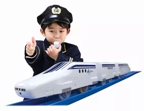 笛の音とスマホで“世界最速リニア”を自在に操作できるプラレール