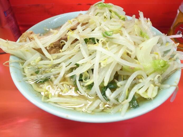 ラーメン二郎が中国に進出していた？ 現地で食べた慶応生「三田本店の味に近い」