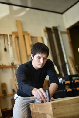 佐川男子と共に過ごせる ついにカレンダーが登場 エキサイトニュース