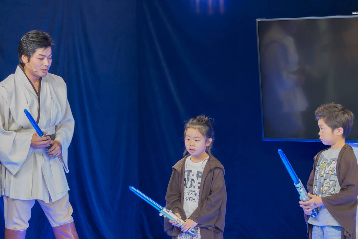 ジェダイ・マスターが子どもたちに剣技を伝授「STAR WARS SUMMER School」