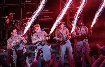 911以後のニューヨークをぶち壊すコメディ映画「ゴーストバスターズ」