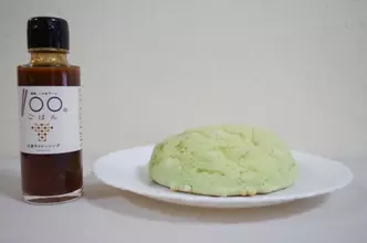 メロンパンがドレッシングで豚まんに！　病院が監修した調味料セットで食べ合わせしてみた