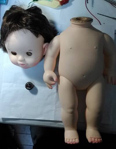 リカちゃん人形が壊れたら…おもちゃ病院に修理方法を聞いてみた