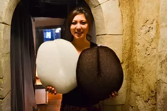 「睡眠用たわし」を試してみた！　本当に気持ちよく眠れるのか　