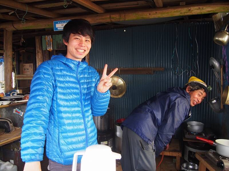 高尾山界隈の裏グルメ、春の山菜天ぷらを食べに登山してきた