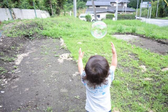 「リゼウォーク」CMを見て幼児が踊り出すのはなぜ？　