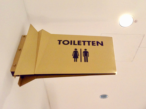 ドイツの公共トイレは大抵が有料 でも使用料はどう使われている？