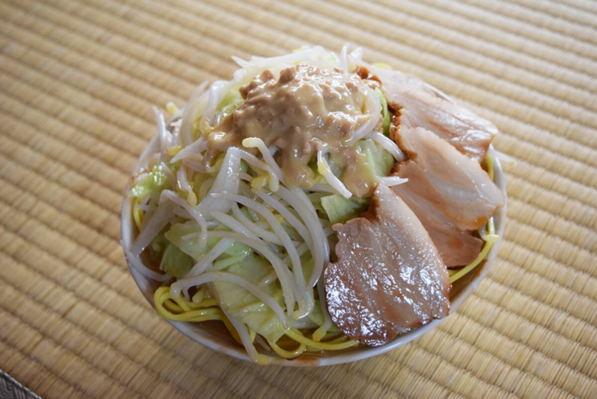 リアル過ぎる二郎系ラーメンの食品サンプル 要望次第でチャーシューの 