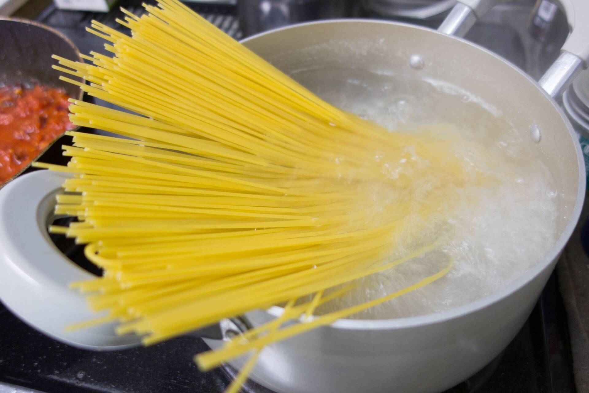 イタリア人的には普通 パスタの茹で汁で皿を洗う合理的な理由 エキサイトニュース