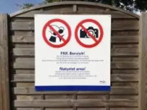 東西ドイツを隔てる全裸文化の見えない壁 旧東側はOK、旧西側はNG