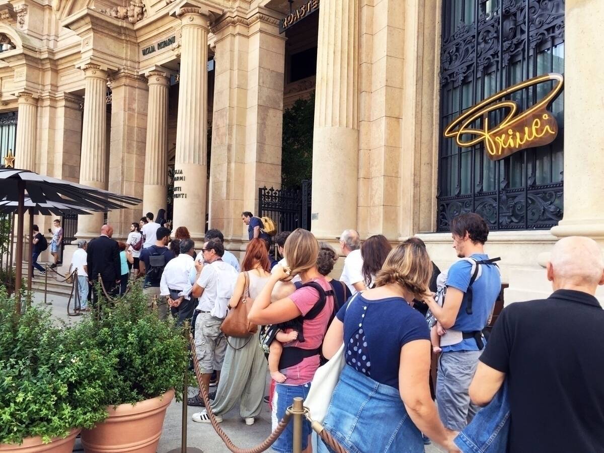 イタリア在住なので初上陸のスタバに野次馬気分で行ってきた