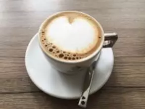 寝る前にも飲めるイタリアの大麦コーヒー、そのお味は？